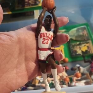 Chicago Bulls 23 Basketball Player Figurine - Red & White